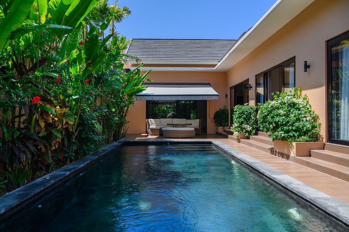 Villa Black Pool — Family 4BR Villa with Big Pool