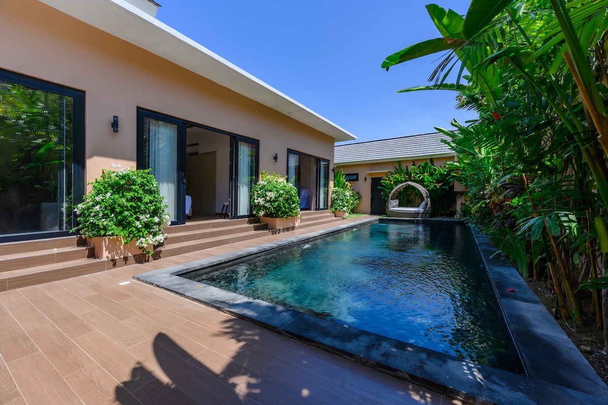 Villa Black Pool