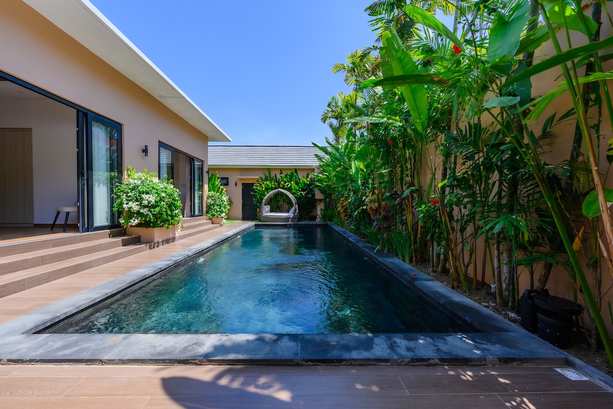 Villa Black Pool