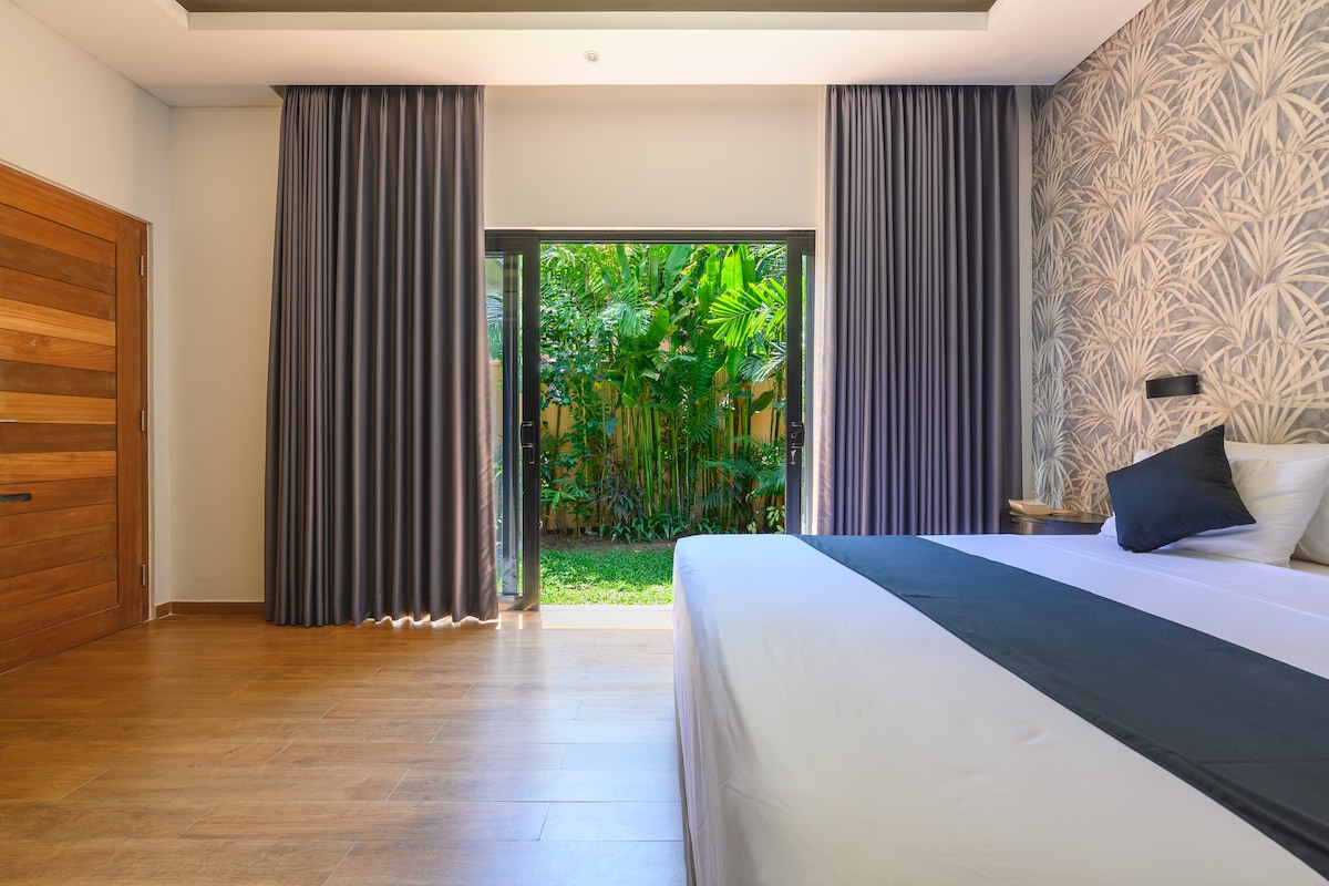 Villa Black Pool