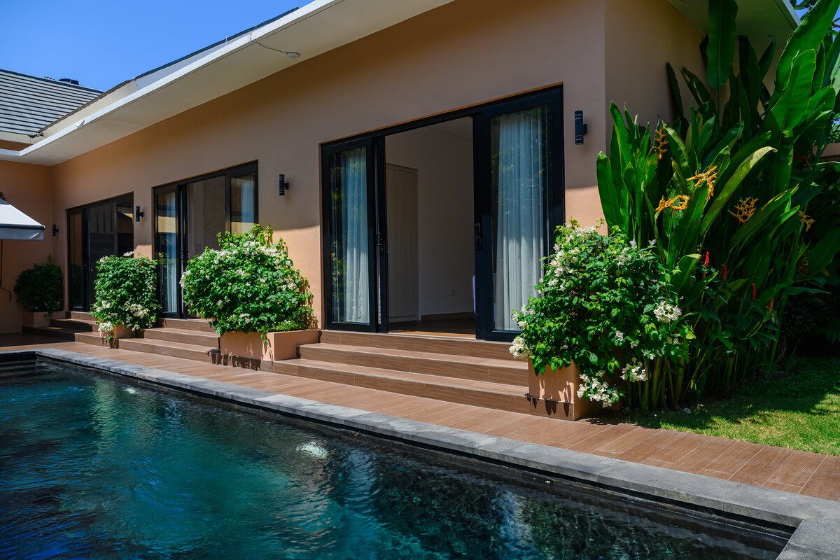 Villa Black Pool
