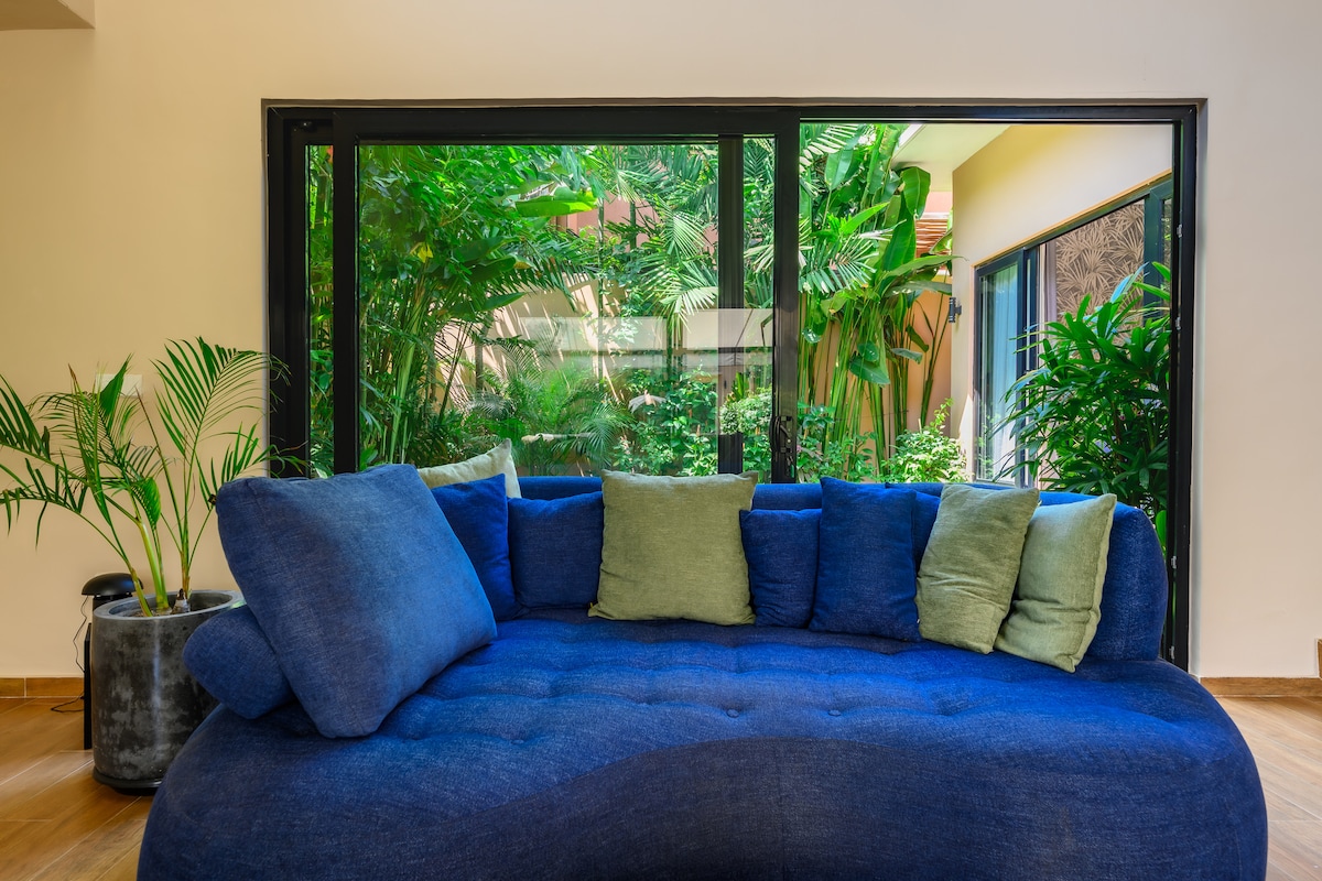 Villa Black Pool